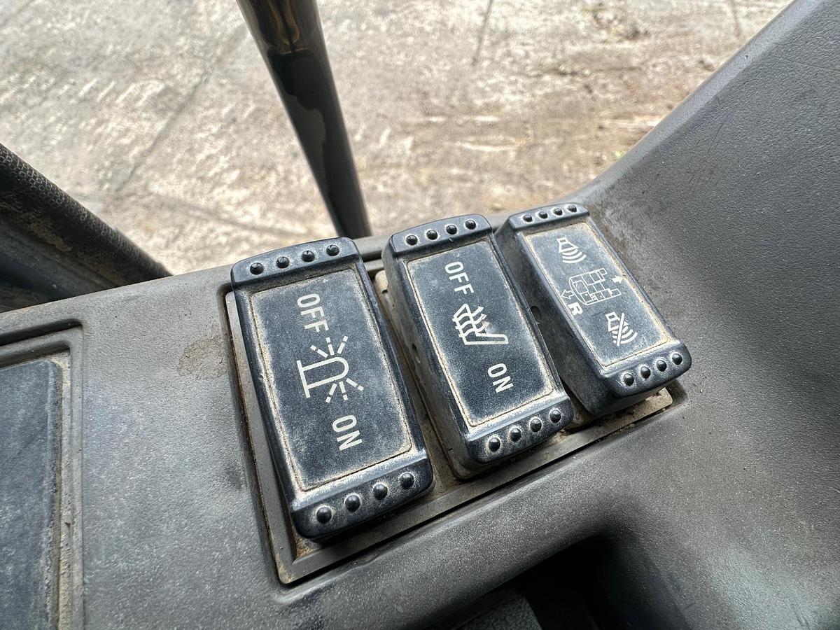 Used 2007 DEERE 350D LC