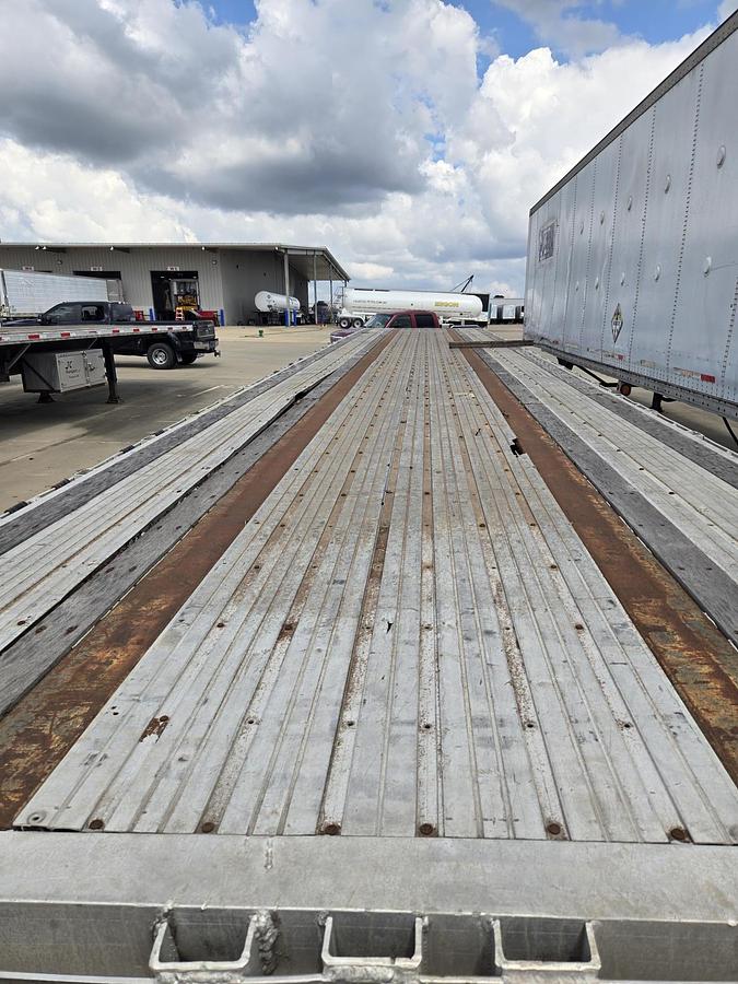 Used 2000 UTILITY 48 x 102