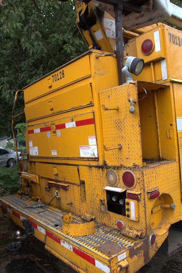 Used 1990 PETERBILT 320