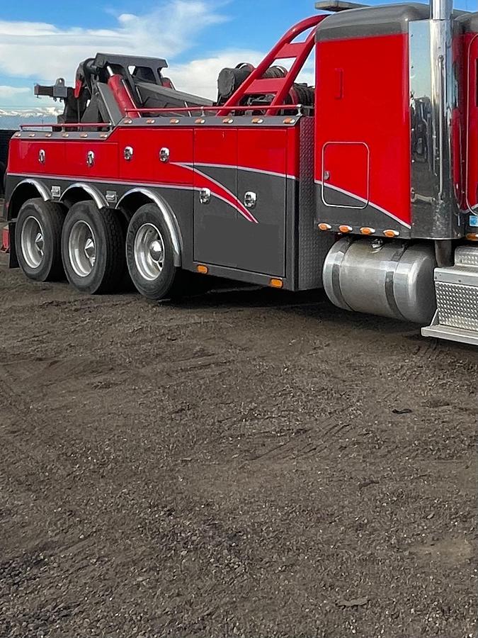 Used 2012 PETERBILT 389