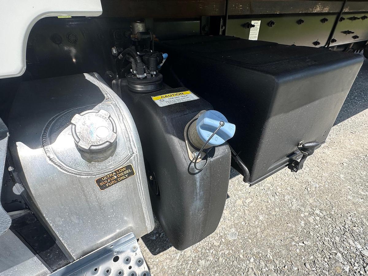 Used 2016 FREIGHTLINER Business Class M2