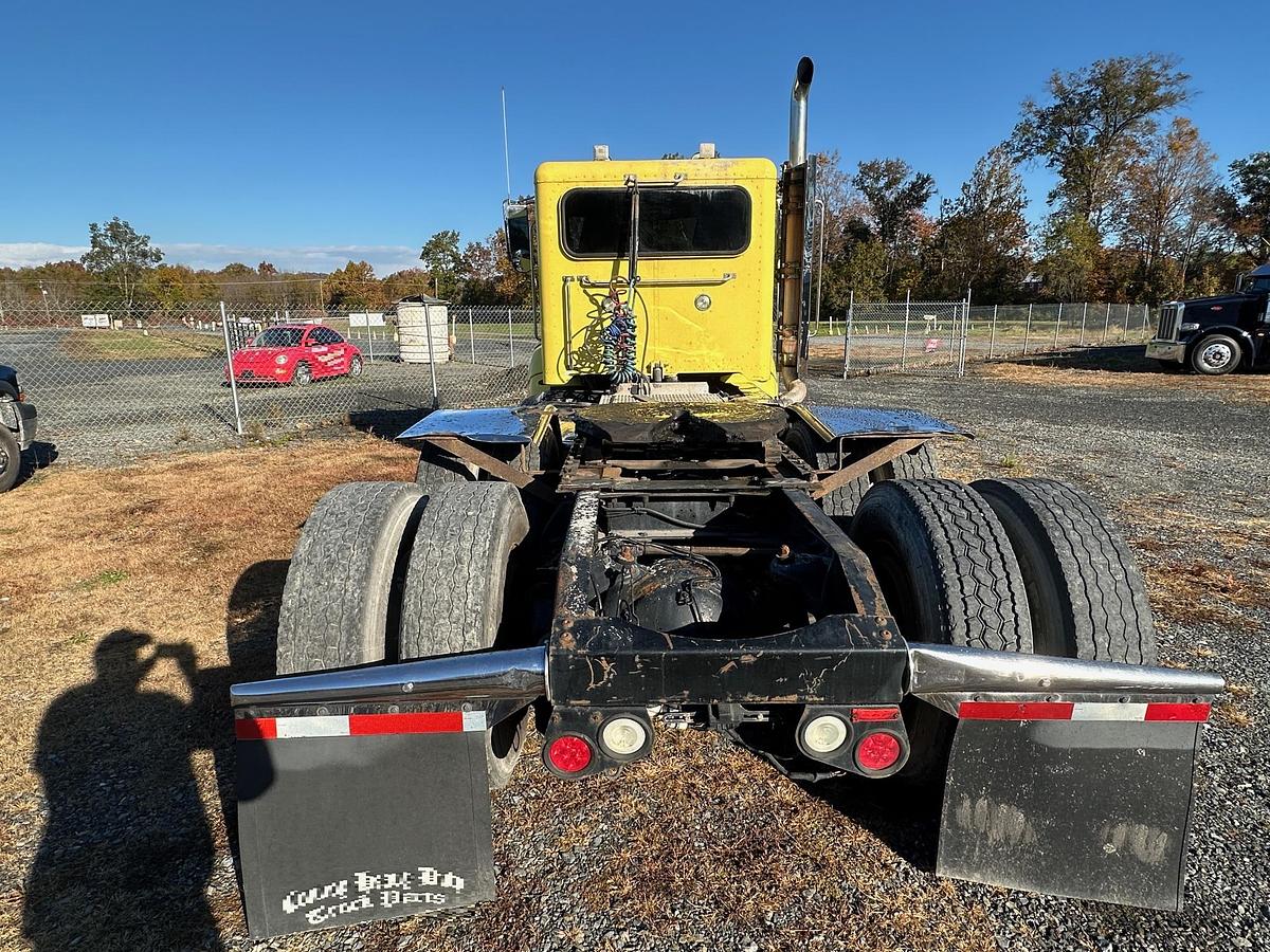 Used 2013 PETERBILT 384
