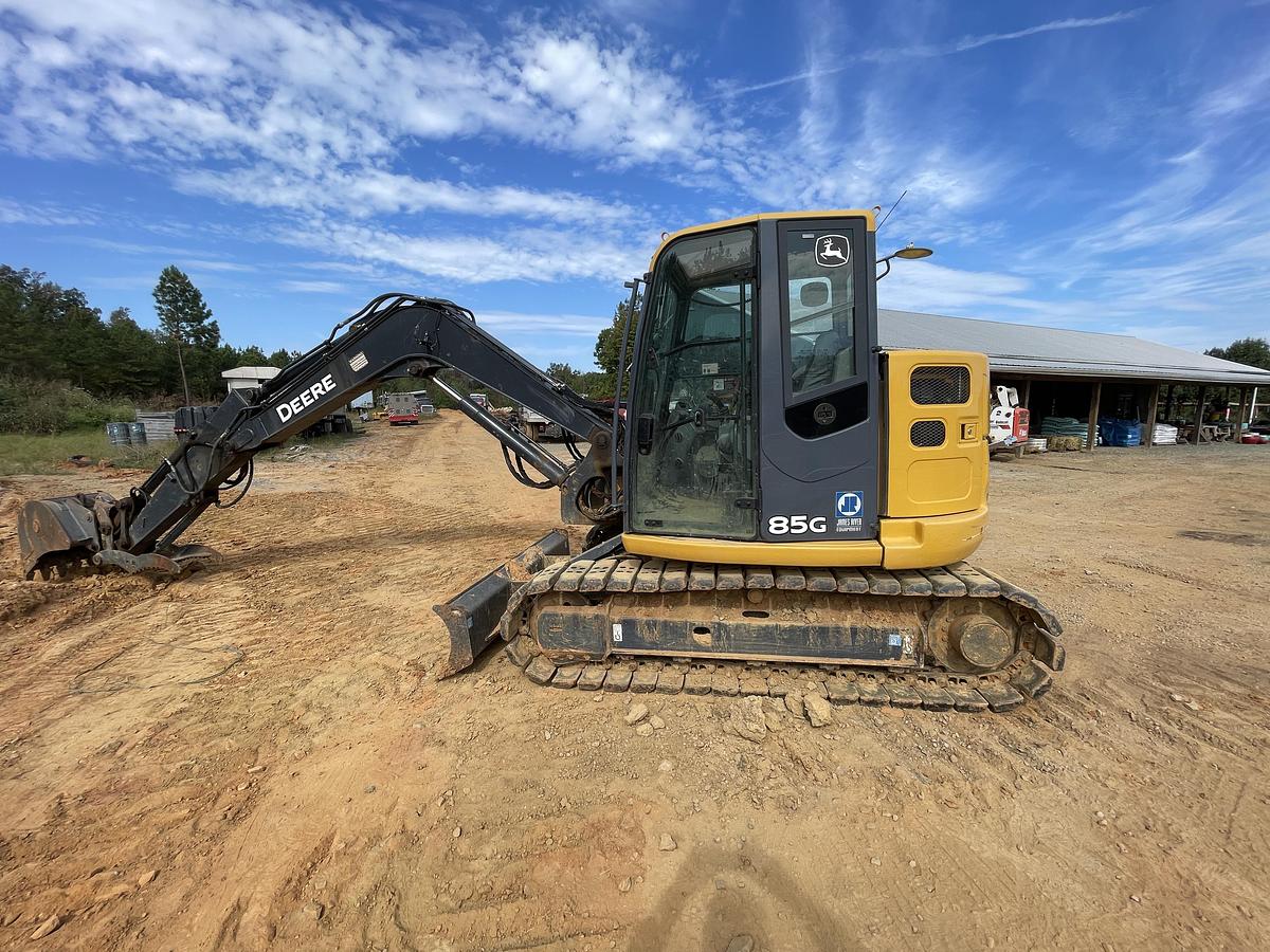 Used 2020 DEERE 85G