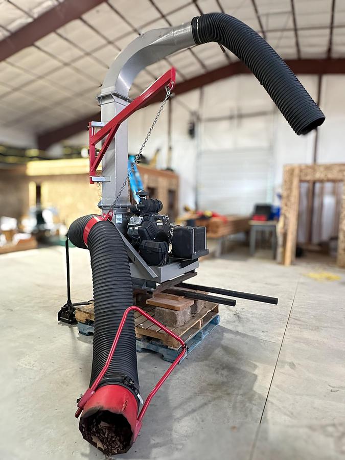 Used 2019 LITTLE WONDER 29HP Monster Truck Loader