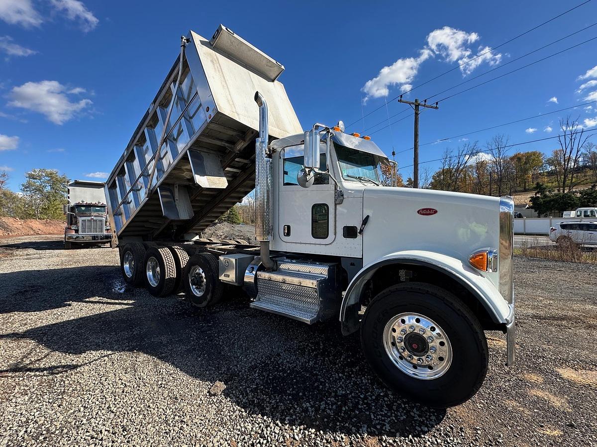 Used 2016 PETERBILT 365