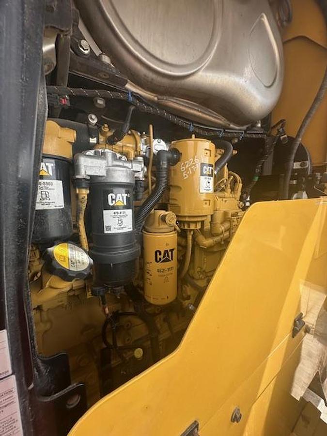 Used 2019 CATERPILLAR 930M