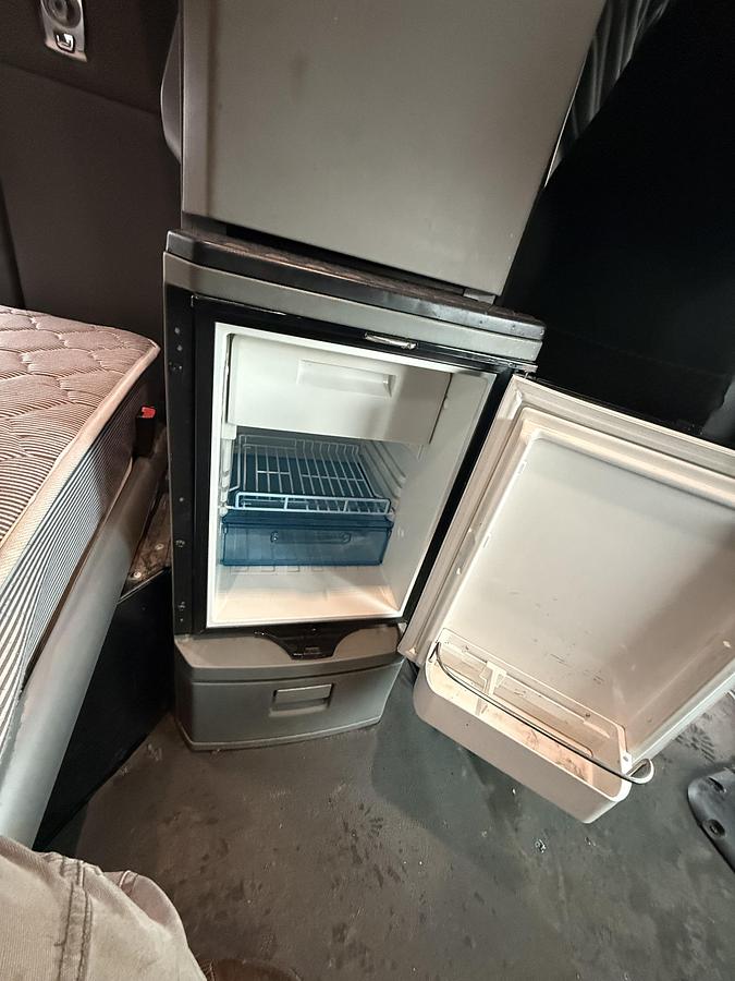 Used 2016 KENWORTH T680