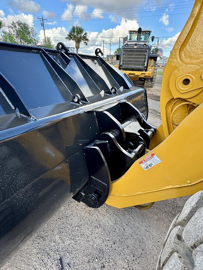 Used 2012 CATERPILLAR 966K