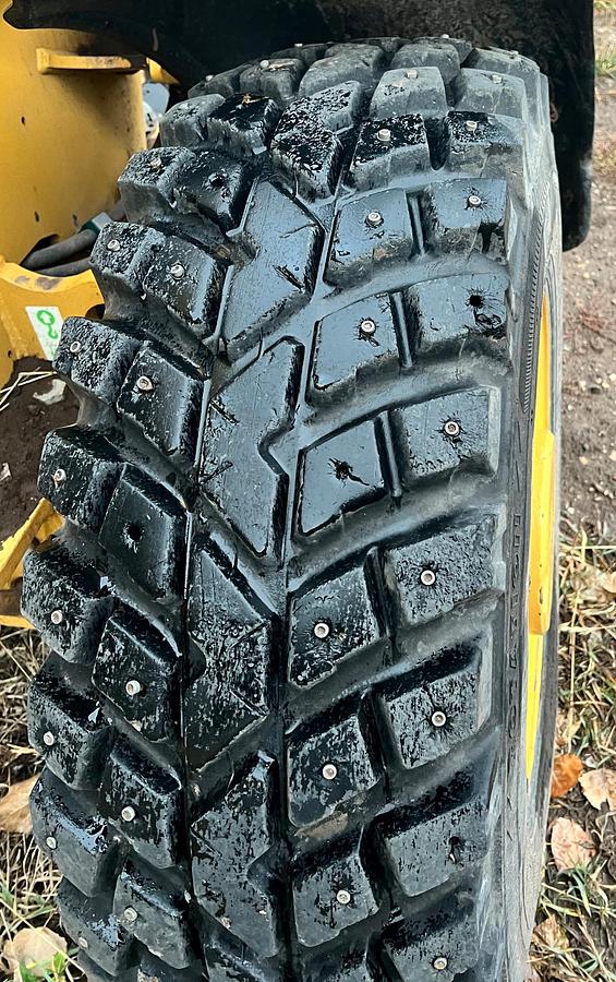 Used 2016 CATERPILLAR 907M