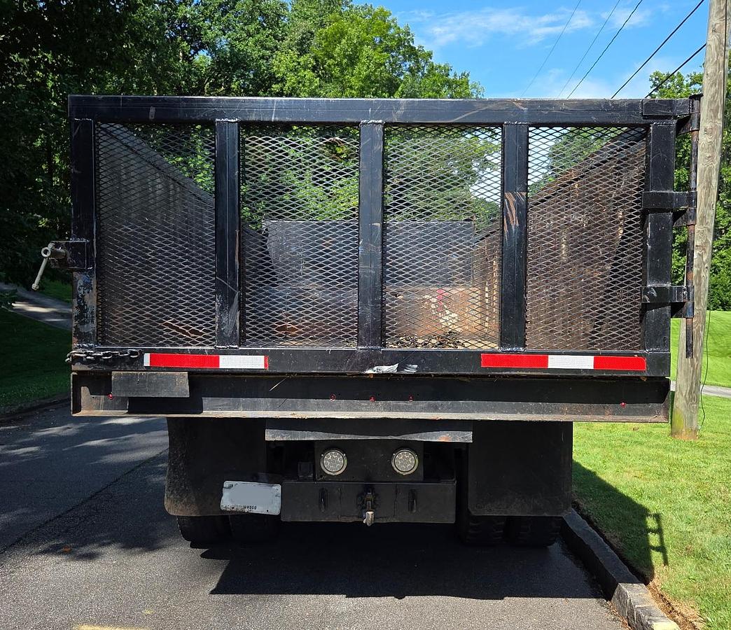 Used 2010 FORD F750 Super Duty