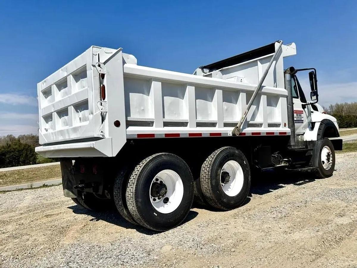 Used 2012 INTERNATIONAL 7600