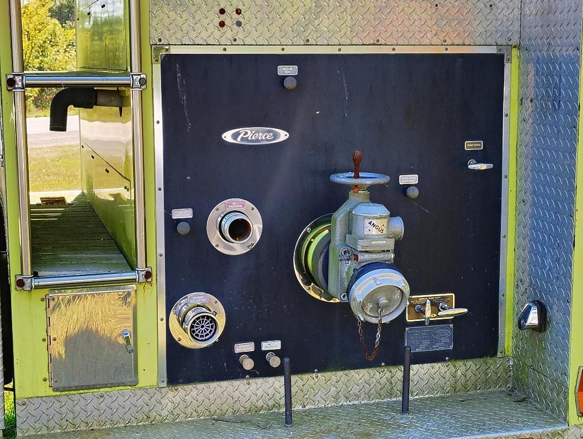 Used 1987 PIERCE Dash