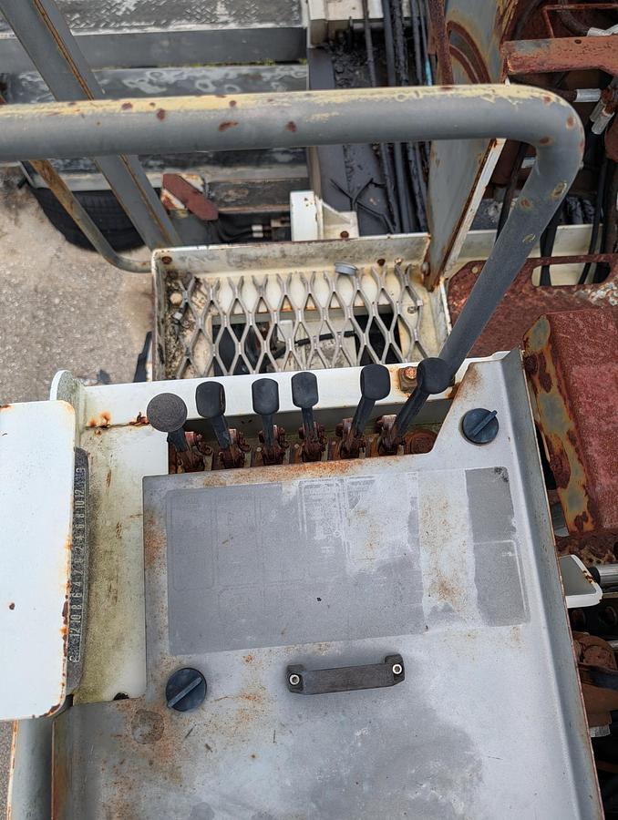 Used 1999 SOMERO S-240 Laser Screed