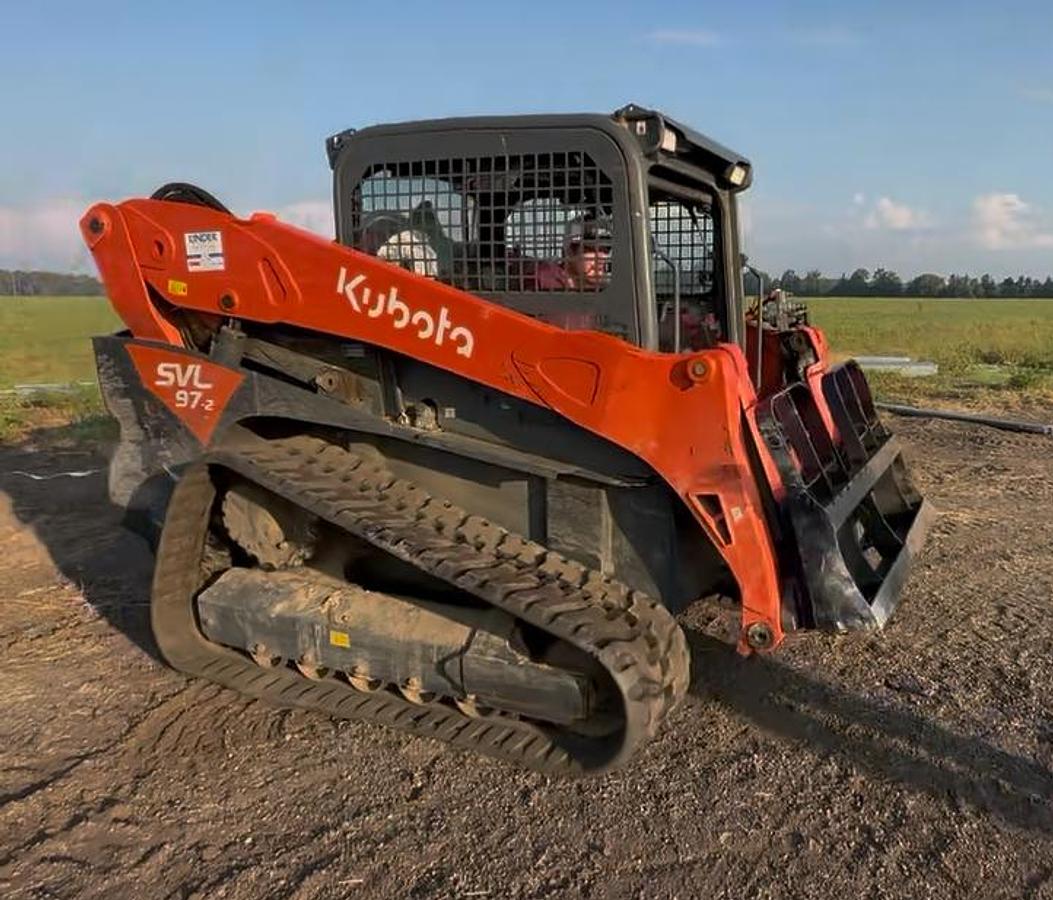 Used 2024 KUBOTA SVL97-2