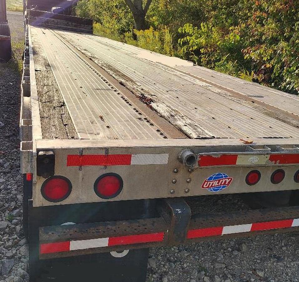 Used 2011 UTILITY FS2CDHA