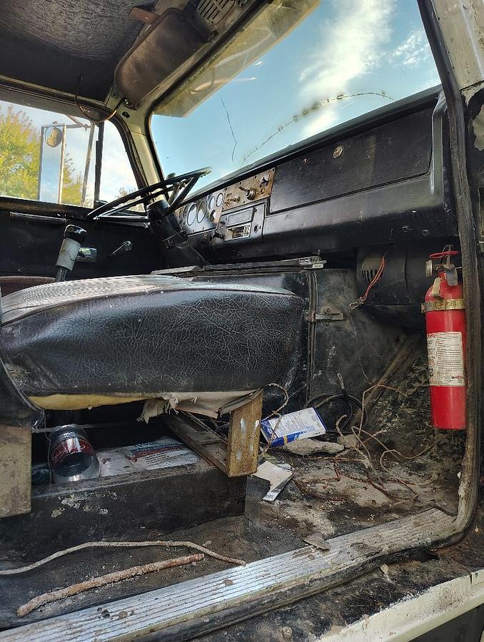 Used 1975 INTERNATIONAL 120