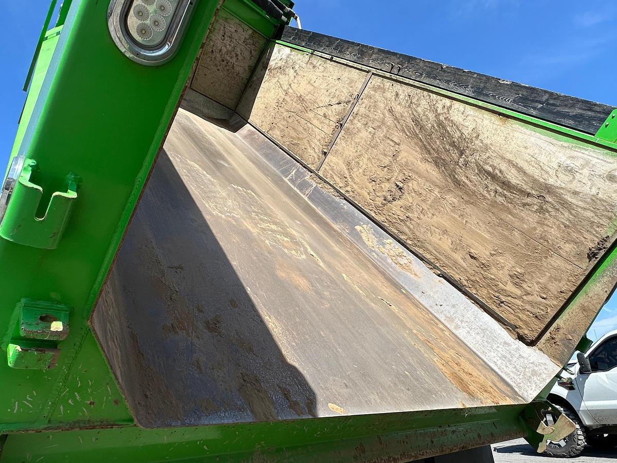 Used 2019 PETERBILT 389 Glider