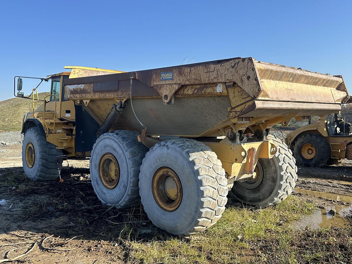 Used 2002 VOLVO A40D