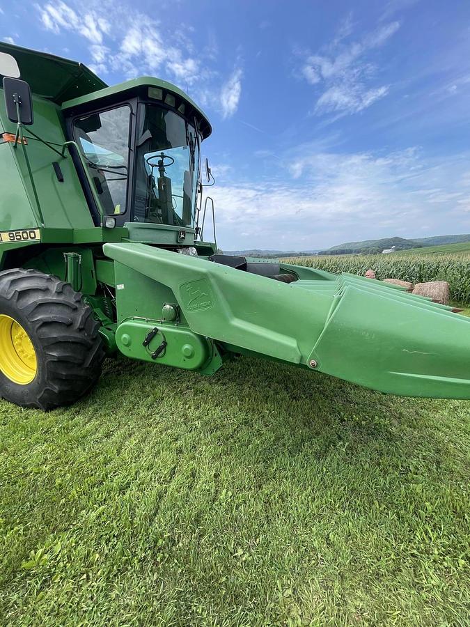Used 1996 JOHN DEERE 9500 Sidehill combine