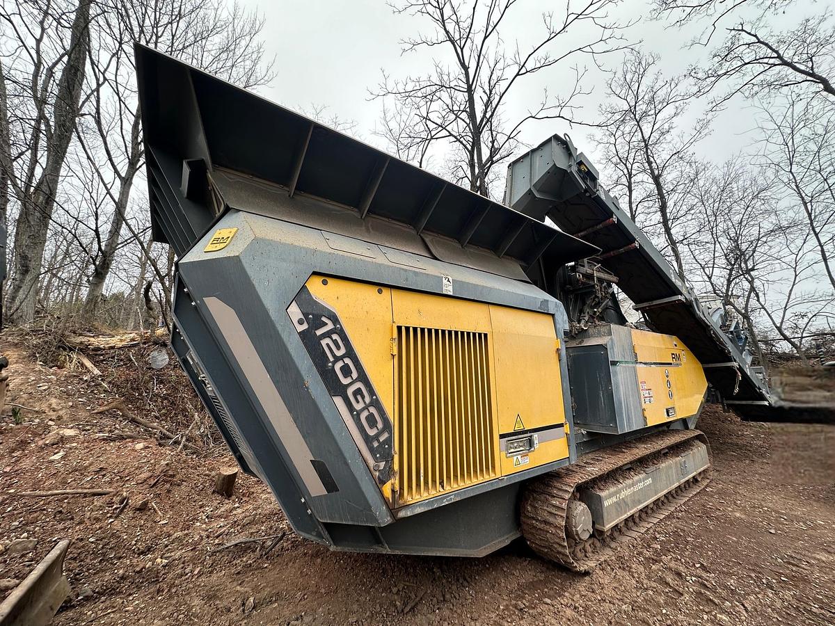 Used 2019 RUBBLE MASTER 120GO!