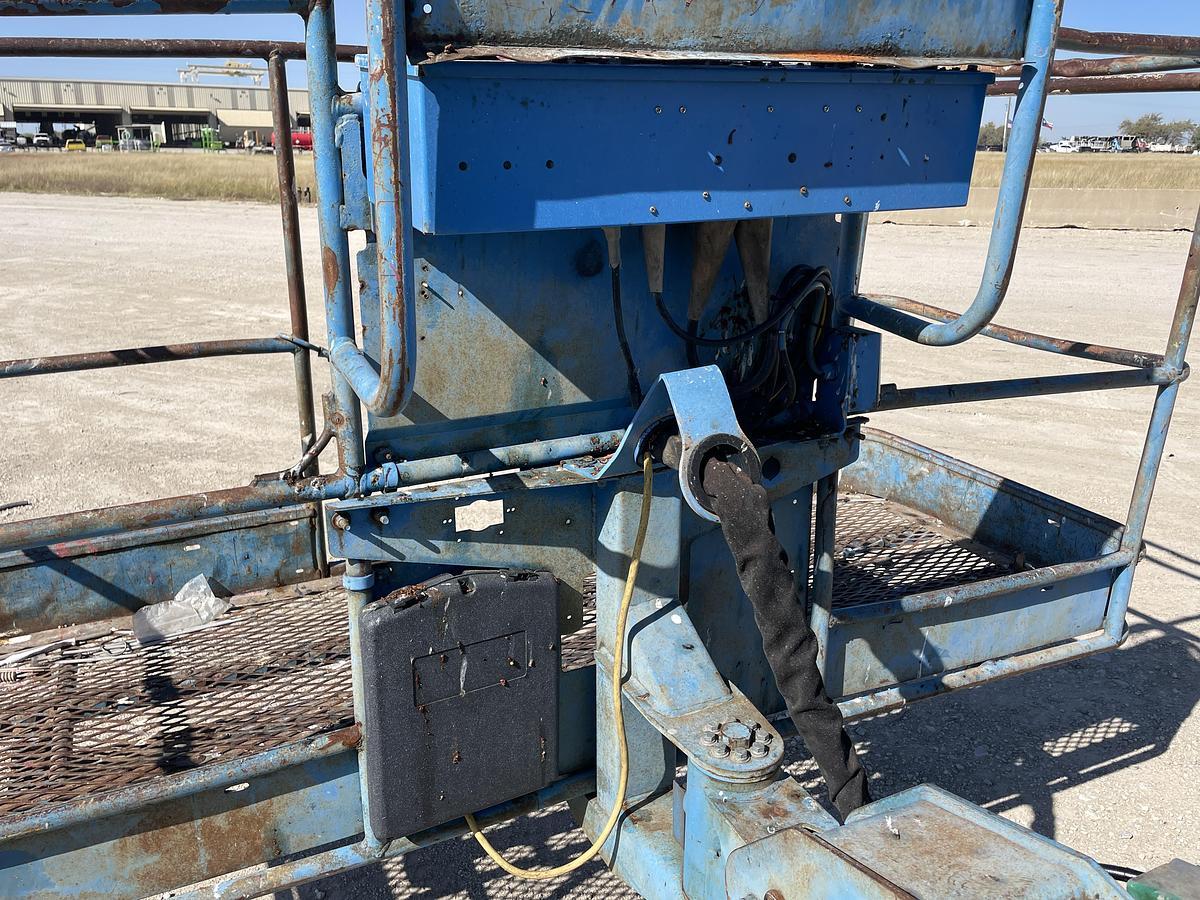 Used 2006 GENIE S-60