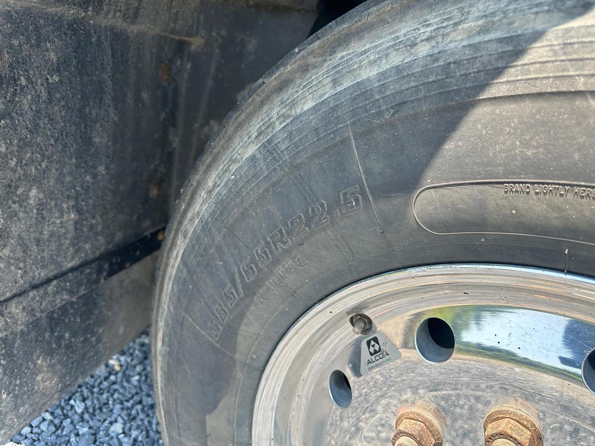 Used 2019 MACK Granite GR64F