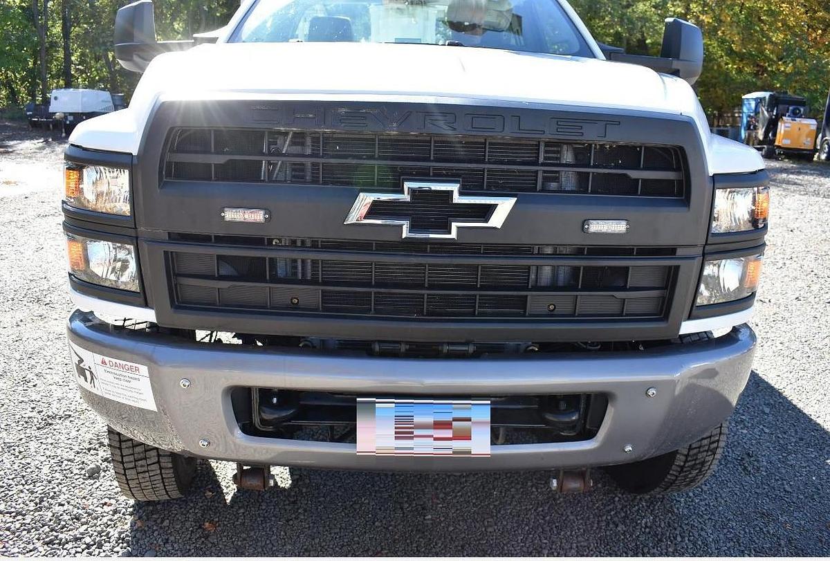 Used 2022 CHEVROLET 5500HD 4X4