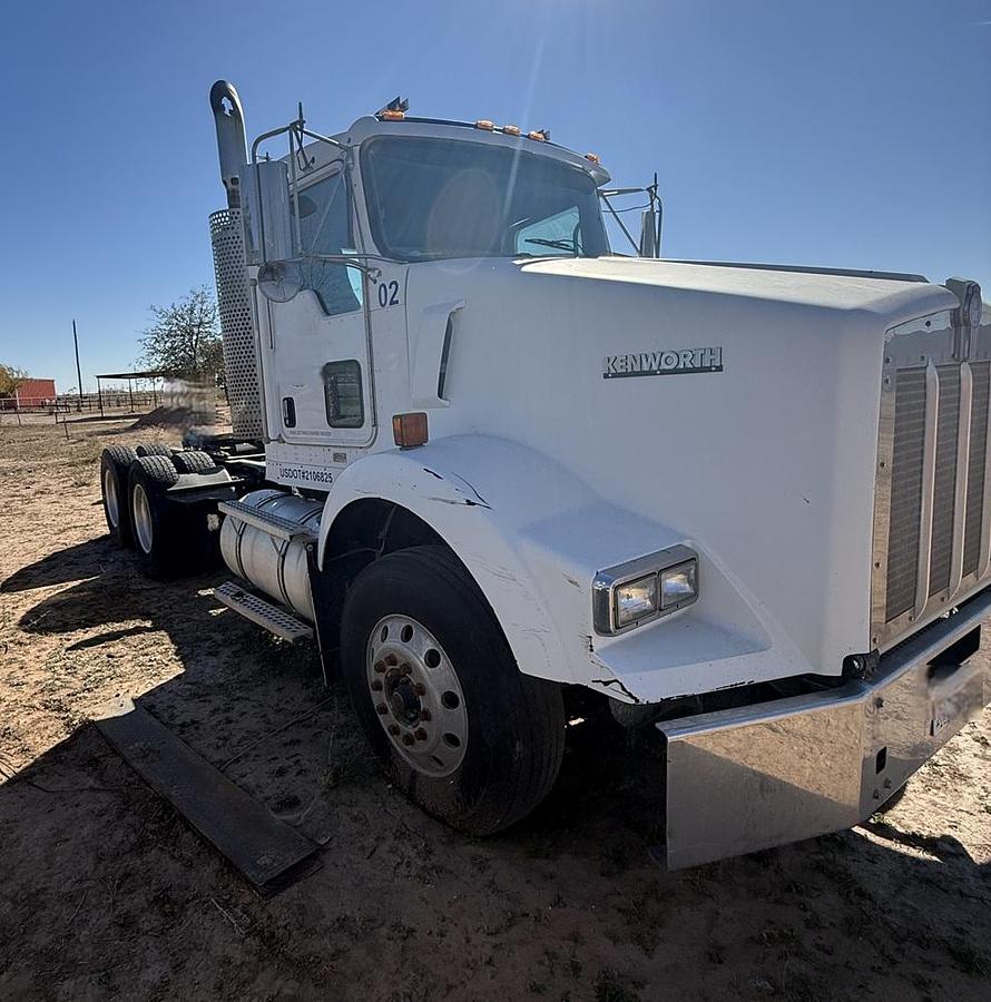 Used 2008 KENWORTH T800