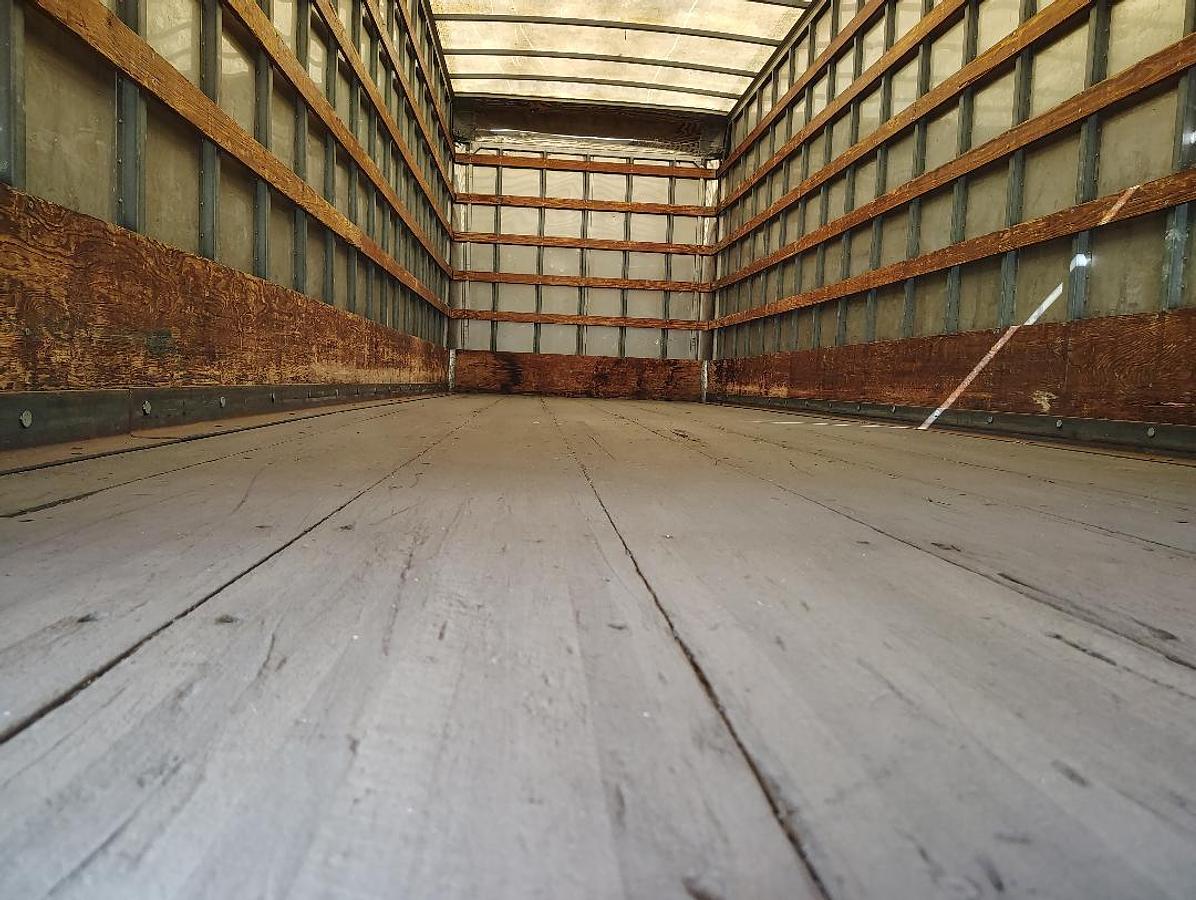 Used 1999 INTERNATIONAL 4700 Low Profile T444E