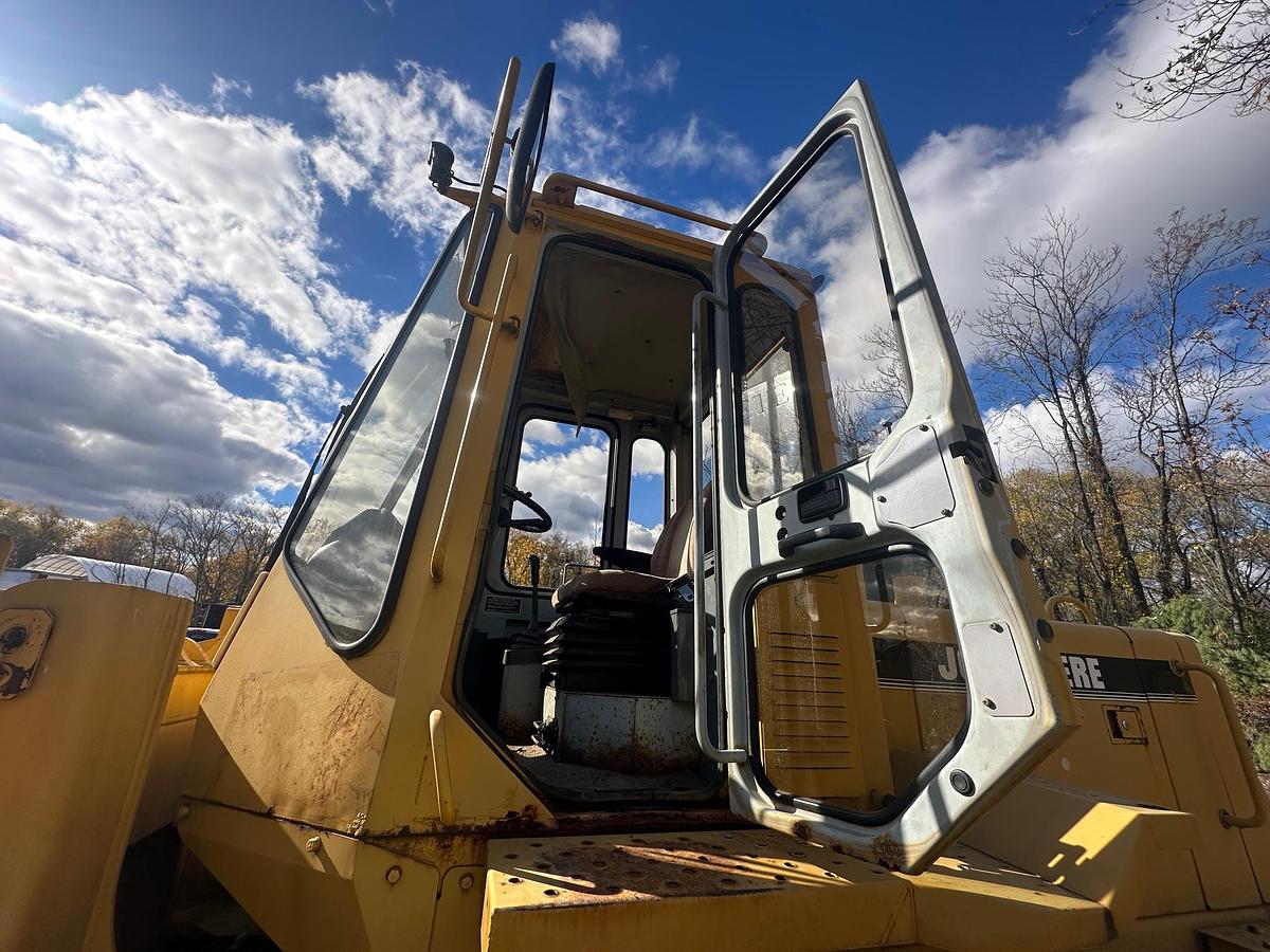 Used 1996 DEERE 444G