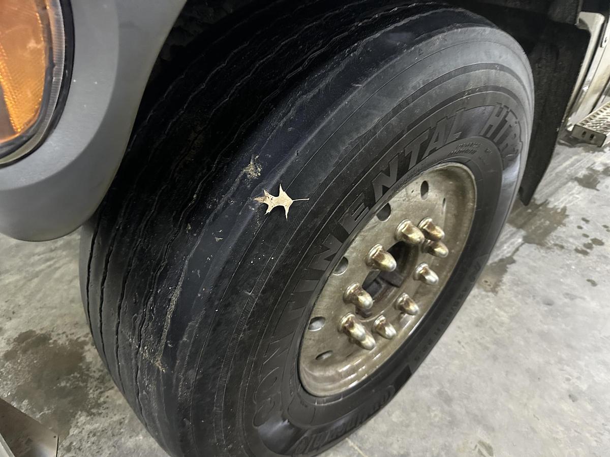 Used 2018 MACK Granite GU713