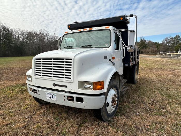 Used 2001 INTERNATIONAL 4700