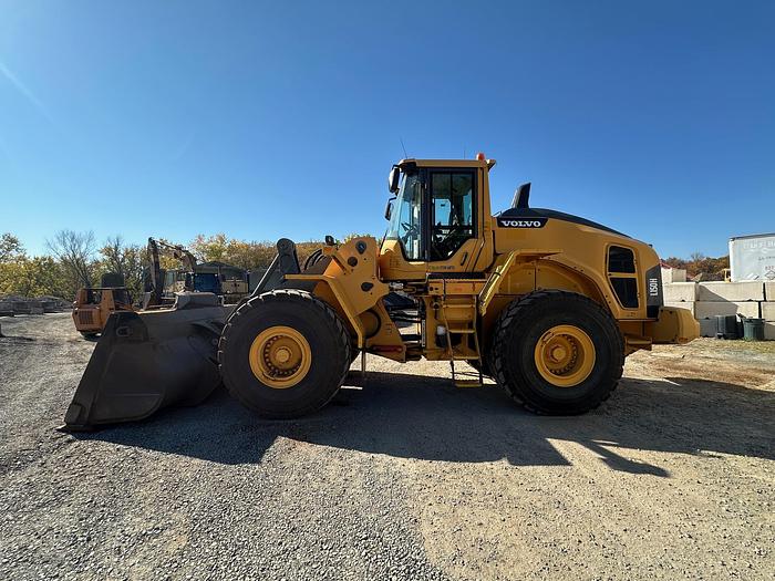 Used 2015 VOLVO L150H