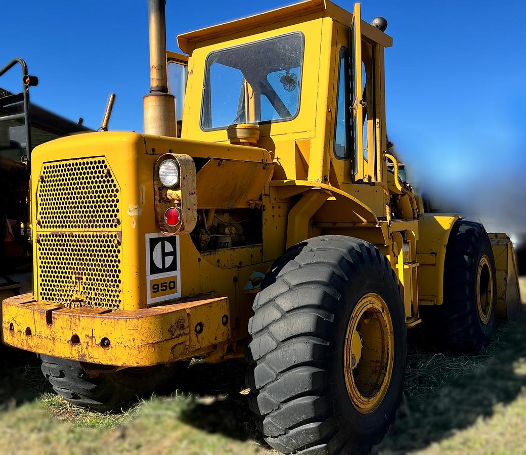 Used 1981 CATERPILLAR 950