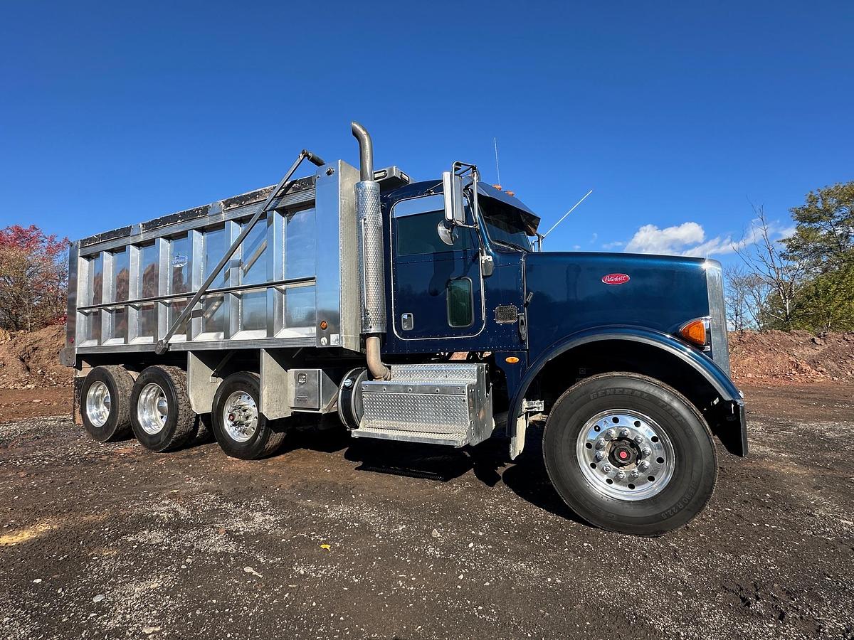 Used 2016 PETERBILT 365