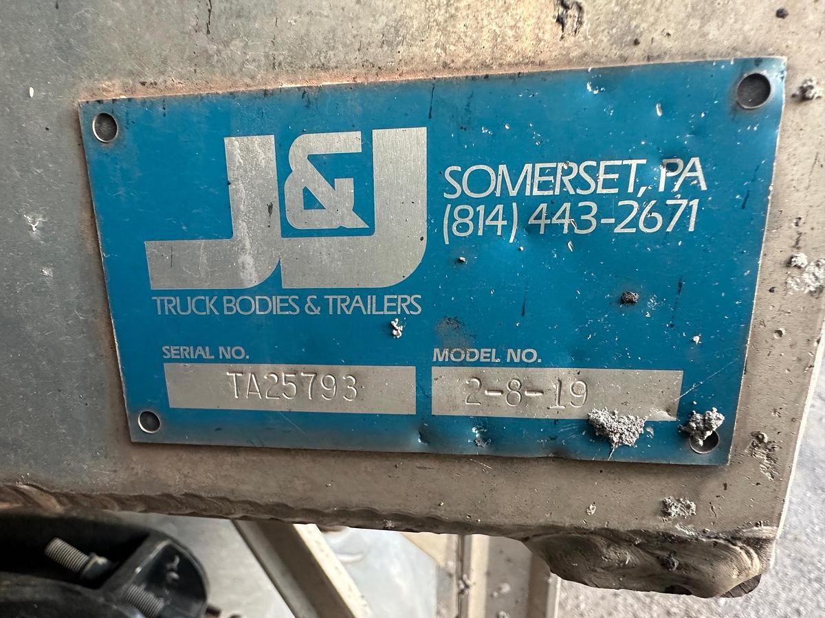 Used 2019 PETERBILT 389L