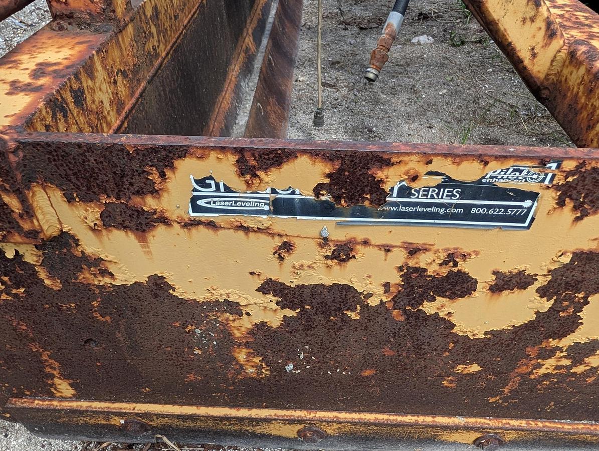 Used 1995 CASE 570LXT