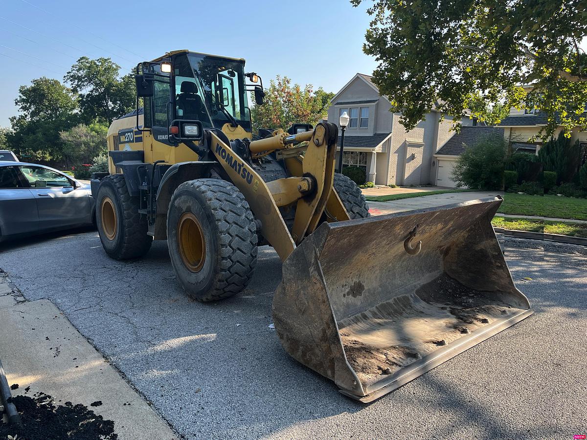 Used 2018 KOMATSU WA270-8