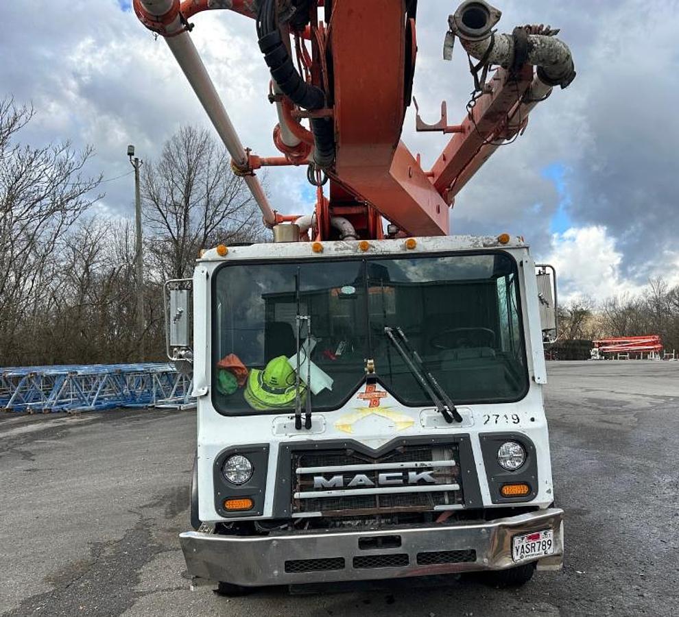 Used 2014 MACK MRU613