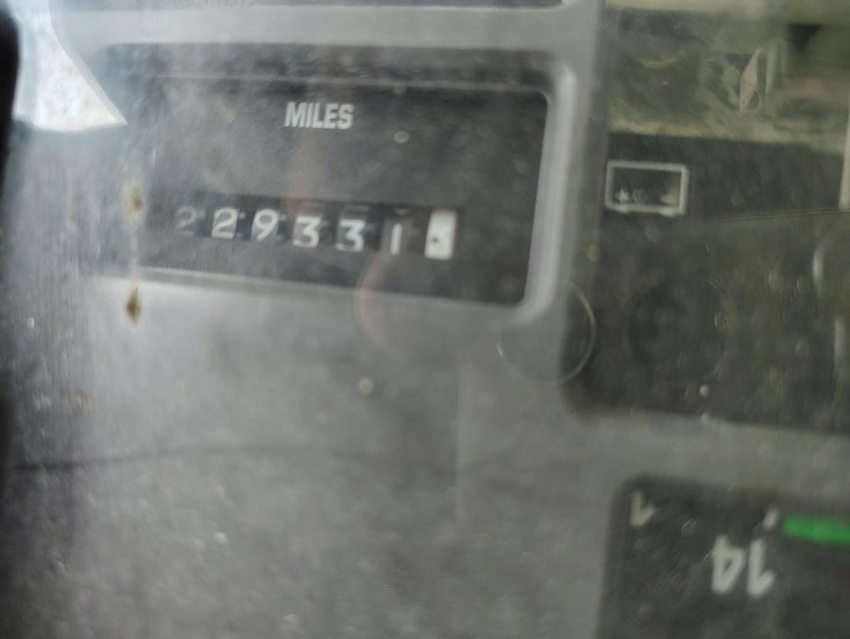 Used 1999 INTERNATIONAL 4700 Low Profile T444E