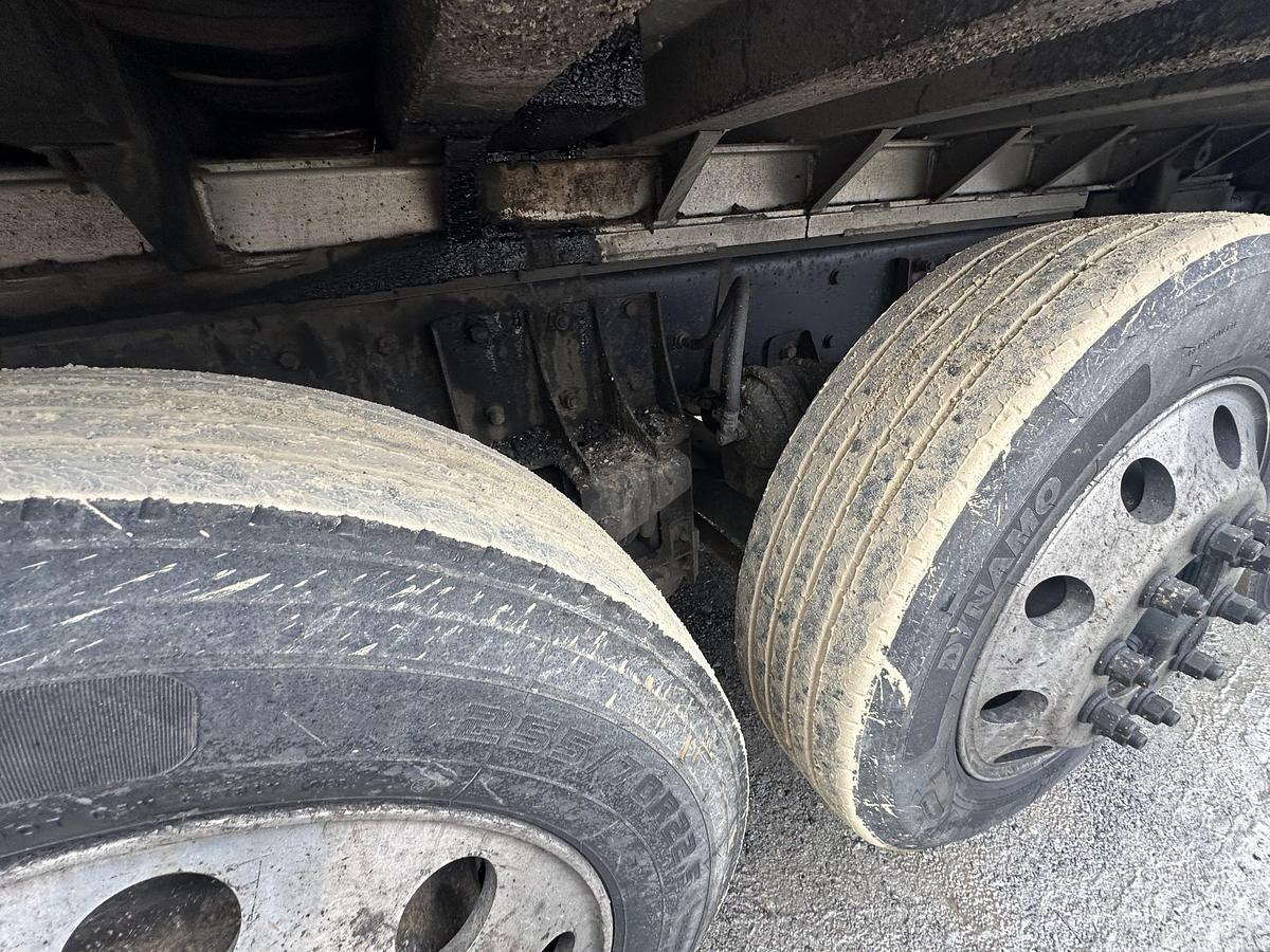 Used 2002 KENWORTH T800