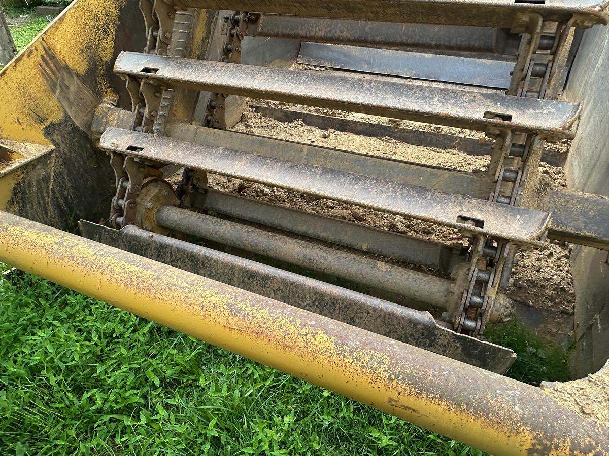 Used 1984 JOHN DEERE 762