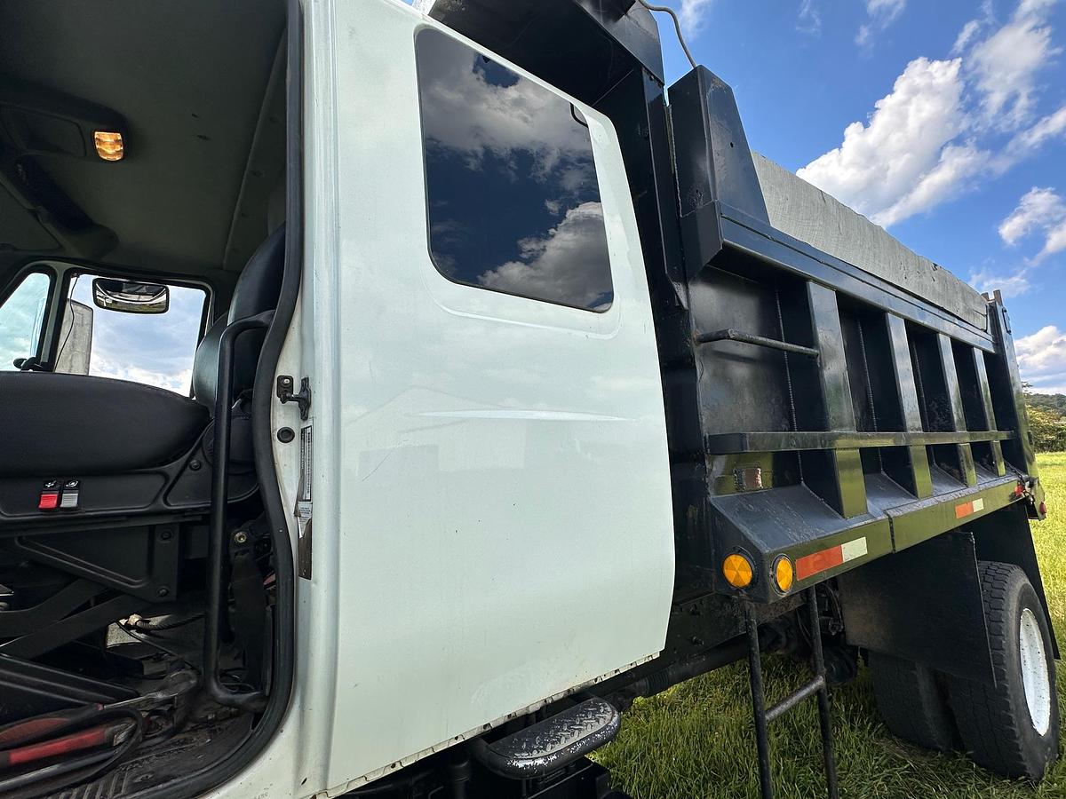 Used 2003 INTERNATIONAL 7500