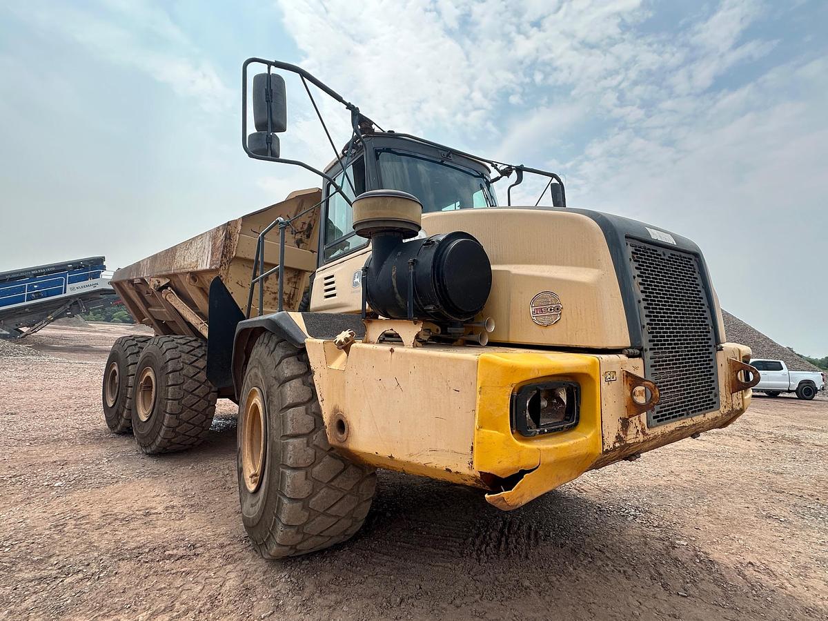 Used 2003 DEERE 400D