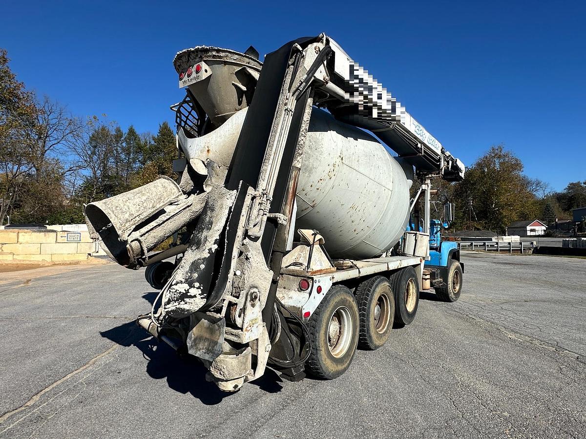 Used 2003 MACK DM690S