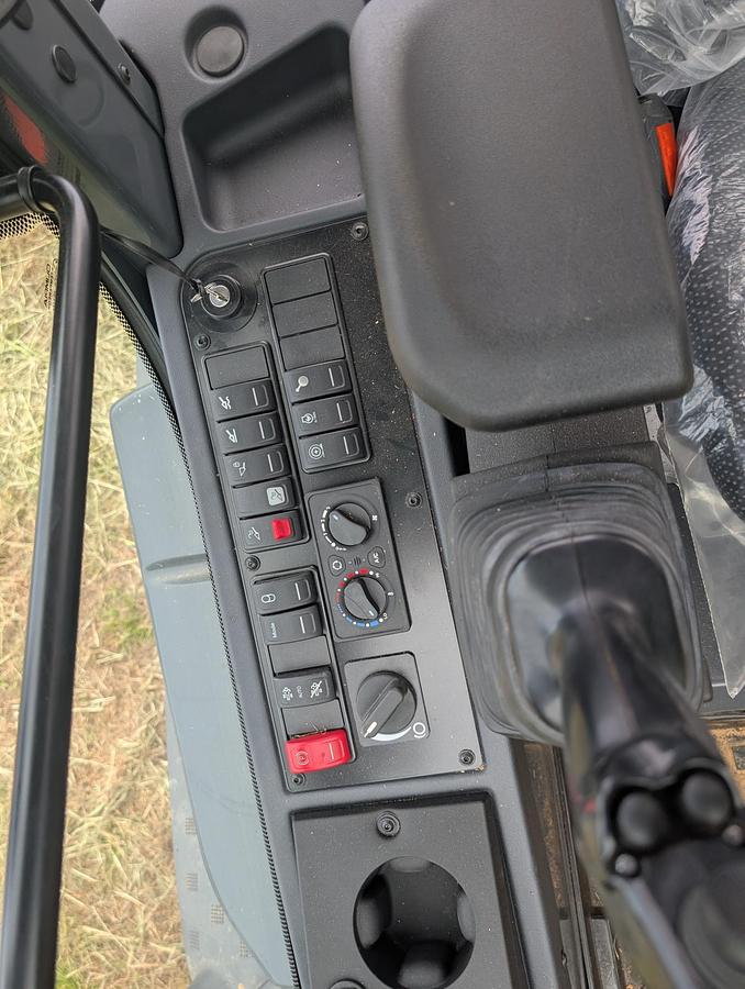 Used 2024 DEERE 344L