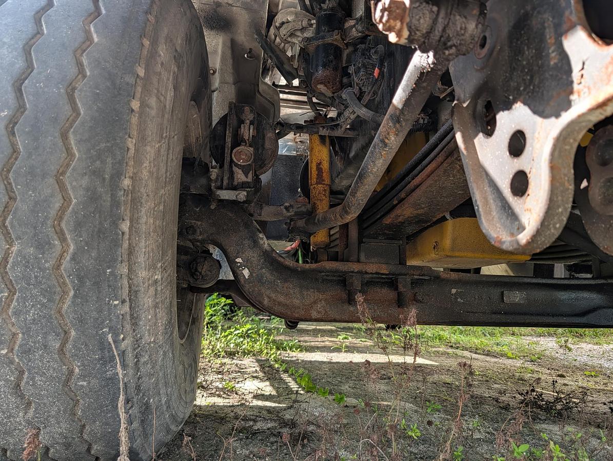 Used 2015 CATERPILLAR CT660 S