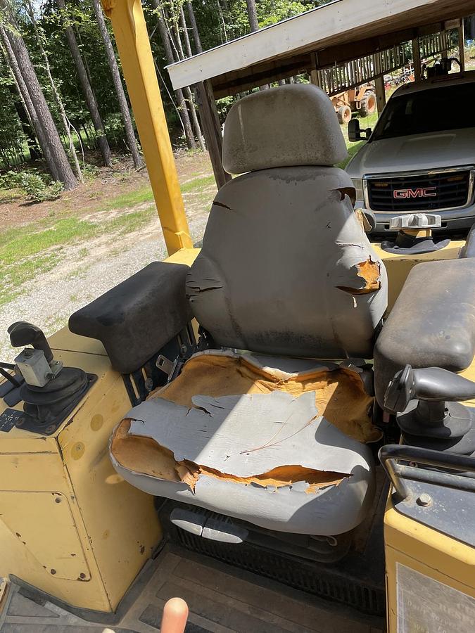 Used 2002 DEERE 550H LGP