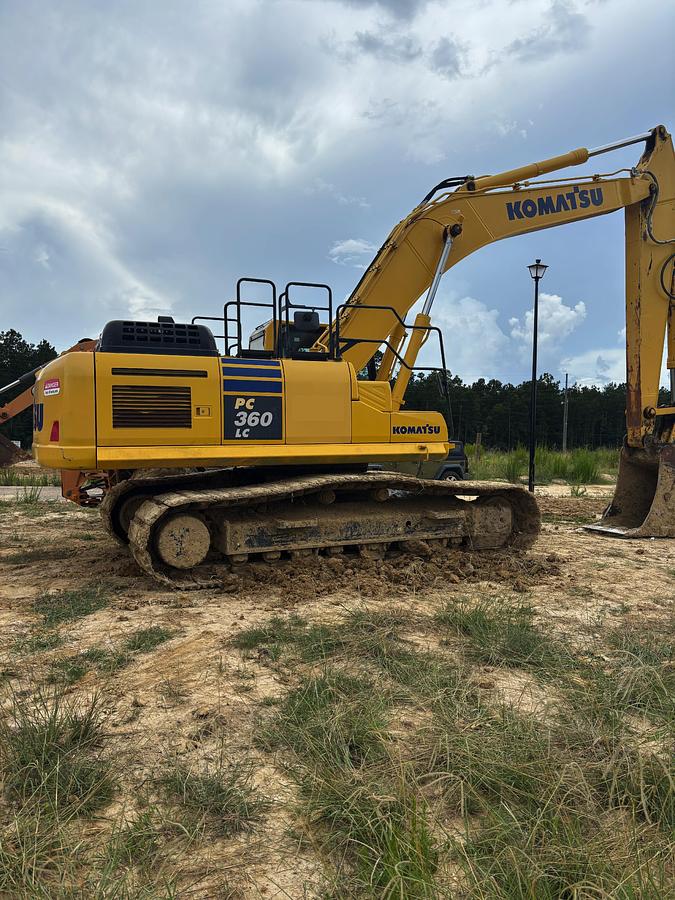 Used 2021 KOMATSU PC360LC-11