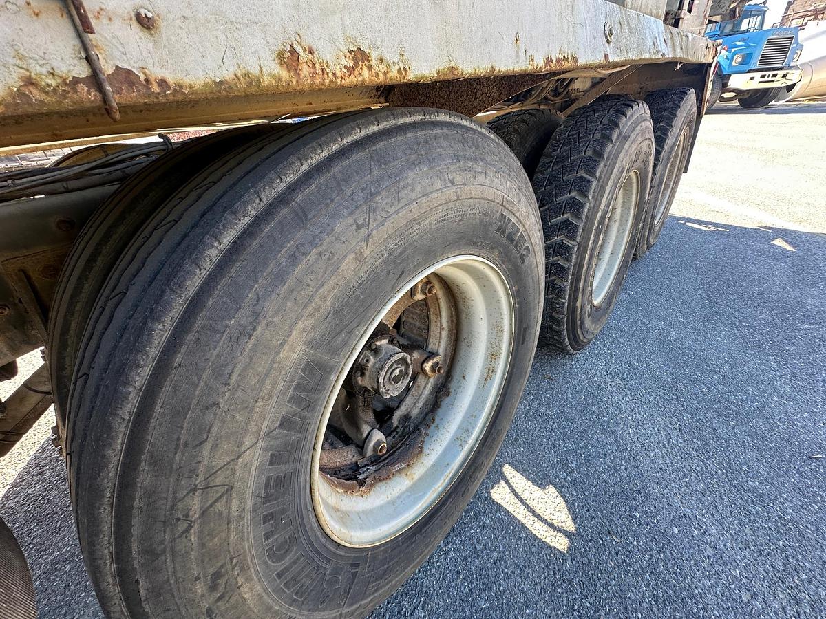 Used 2003 MACK DM690S